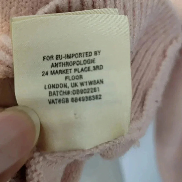 Anthropologie Moth Off Shoulder Super Soft Pink Sweater(XS) - Picture 10 of 11